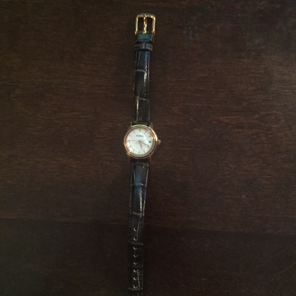Fossil Lady’s Watch - Picture 1 of 4